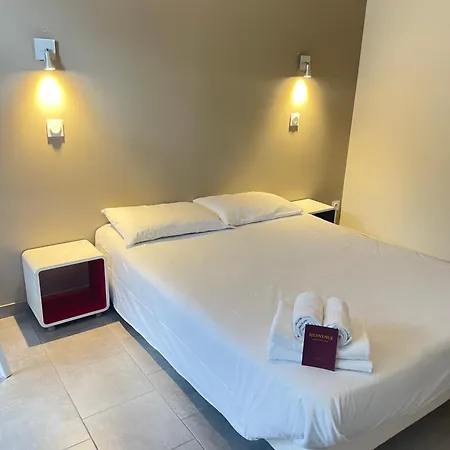 Hotel Nemo Aeroport De Pau - Kb Hotel Group 3*