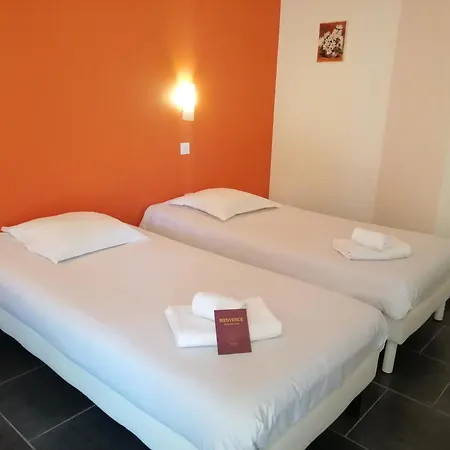 Hotel Nemo Aeroport De Pau - Kb Hotel Group 3*