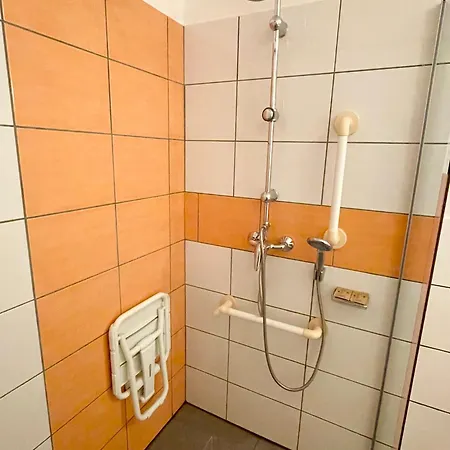 Hotel Nemo Aeroport De Pau - Kb Hotel Group Hotel 3*